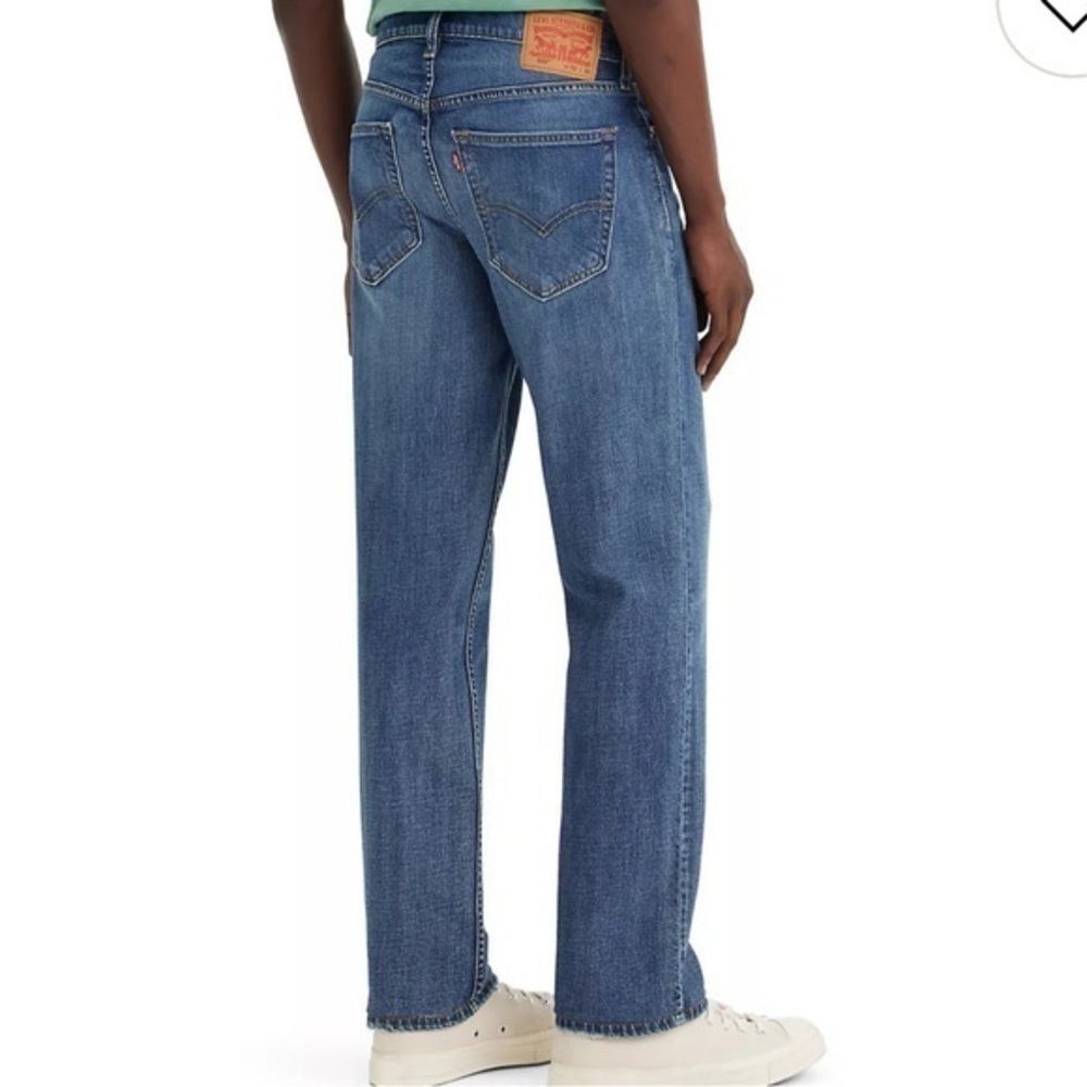 Vintage Levi’s 559 relaxed straight leg fit size 36x32